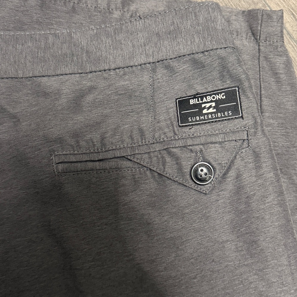 Billabong Men's Charcoal Flat Front Shorts - Picture 3 of 3